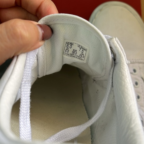 Vans Old Skool Platform Sneaker - Picture 6 of 7